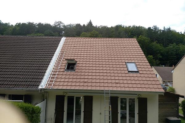 Pose de velux à Beynes (78650) - Les Couvreurs de Beynes dans les Yvelines (78) Pose de velux à Beynes (78650) - Les Couvreurs de Beynes dans les Yvelines (78)