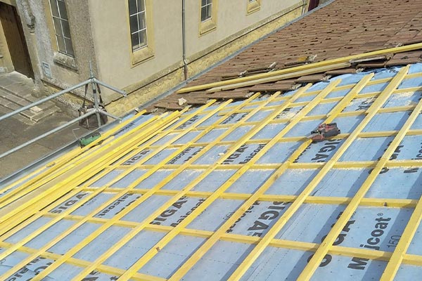 Réparation et rénovation de toiture à Beynes (78650) - Les Couvreurs de Beynes dans les Yvelines (78) Réparation et rénovation de toiture à Beynes (78650) - Les Couvreurs de Beynes dans les Yvelines (78)